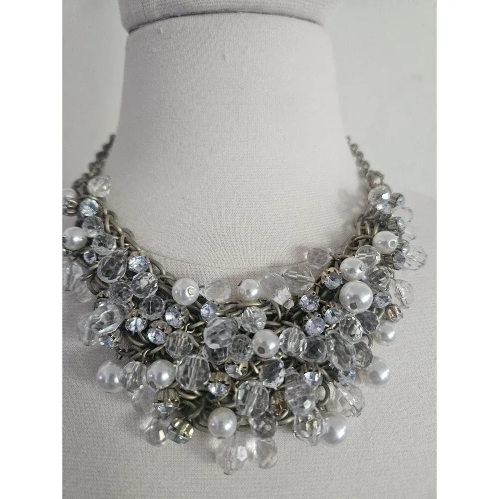 Peal And Rhinstone Cluster Necklace Gold Tone Charm